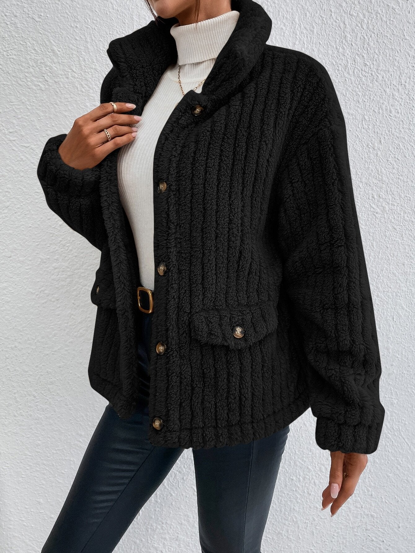 Agni - Chic Button Cardigan
