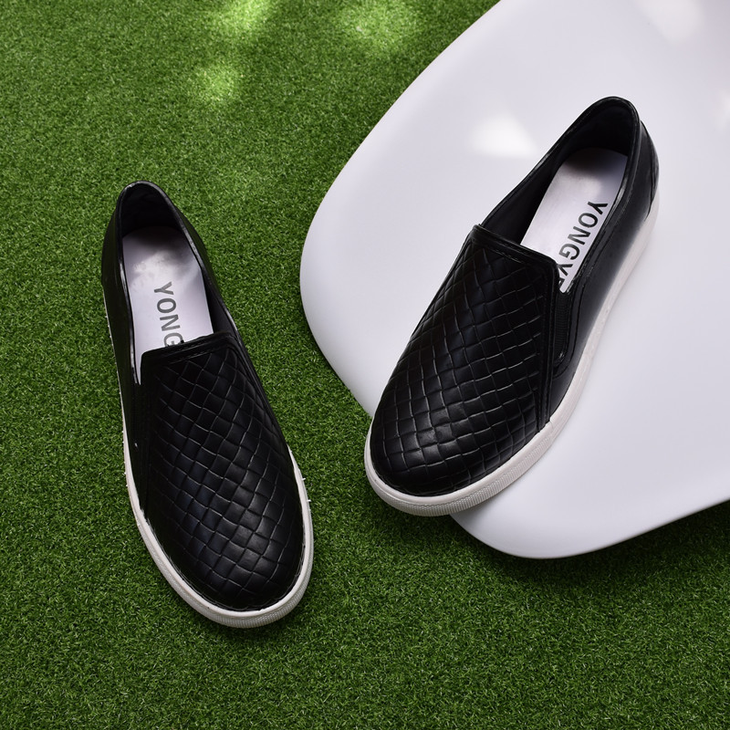 Petra | Stylish Moccasins