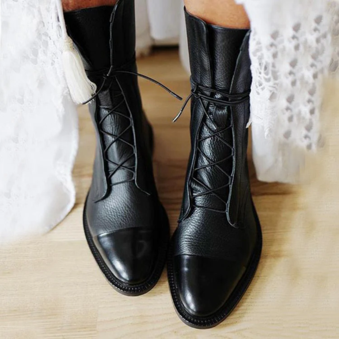 Taylor | Elegant Leather Heeled Boots