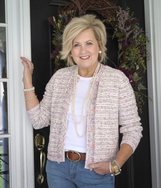 <h2>CUSTOMERS LOVE LISA & MARK</h2>