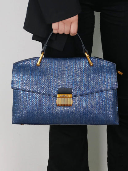 EMBOSSED™ - CHIC TEXTURED HANDBAG