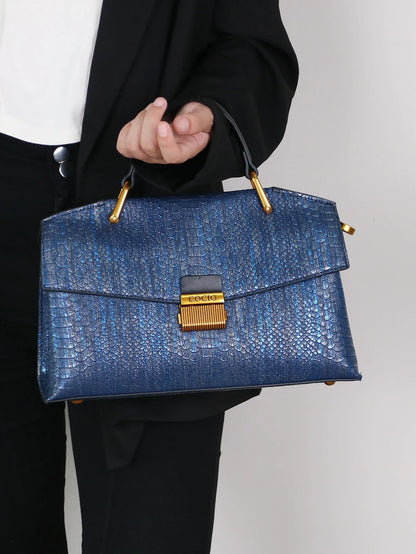 EMBOSSED™ - CHIC TEXTURED HANDBAG