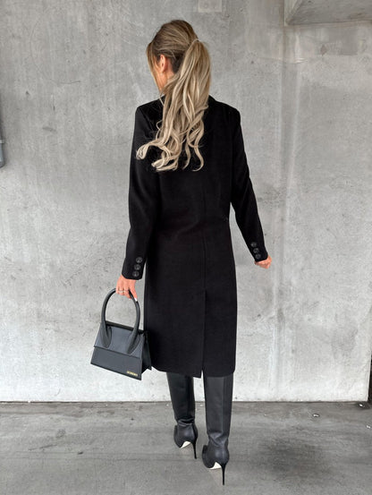 Alma - Elegant Classic Coat